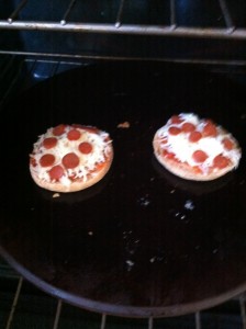 Easy English Muffin Pizza