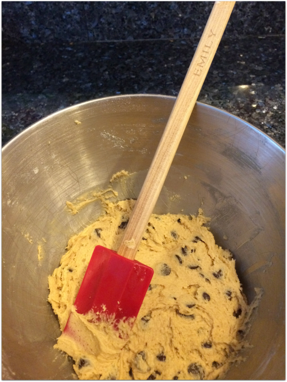 This is the best chocolate chip cookie recipe! Once you make this chocolate chip cookie recipe, you'll never buy store bought cookies again!