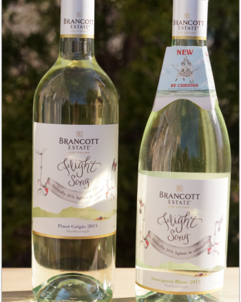 Brancott Estate Wine introduces a new #FlightSong wine. Low on Calories, Full on Flavor. #MC #Sponsored
