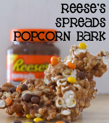 A Simple Snack: Popcorn Bark made with Reese's Spreads #AnySnackPerfect #ad