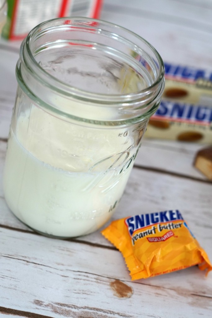 Looking for the perfect cure to being HANGRY? Make this Snickers Peanut Butter Milkshake and you'll be satisfied in no time! #WhenImHungry #ad