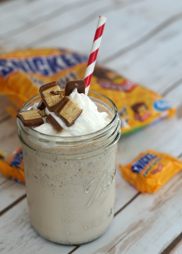 Looking for the perfect cure to being HANGRY? Make this Snickers Peanut Butter Milkshake and you'll be satisfied in no time! #WhenImHungry #ad