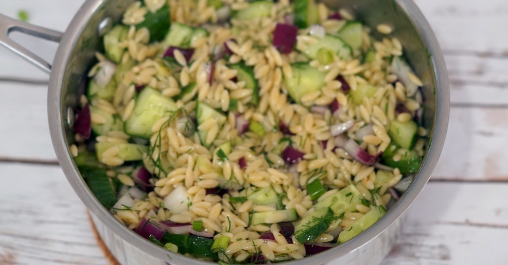 Looking for an #EffortlessMeal idea - pair this delicious orzo salad with fully cooked rotisserie chicken #ad