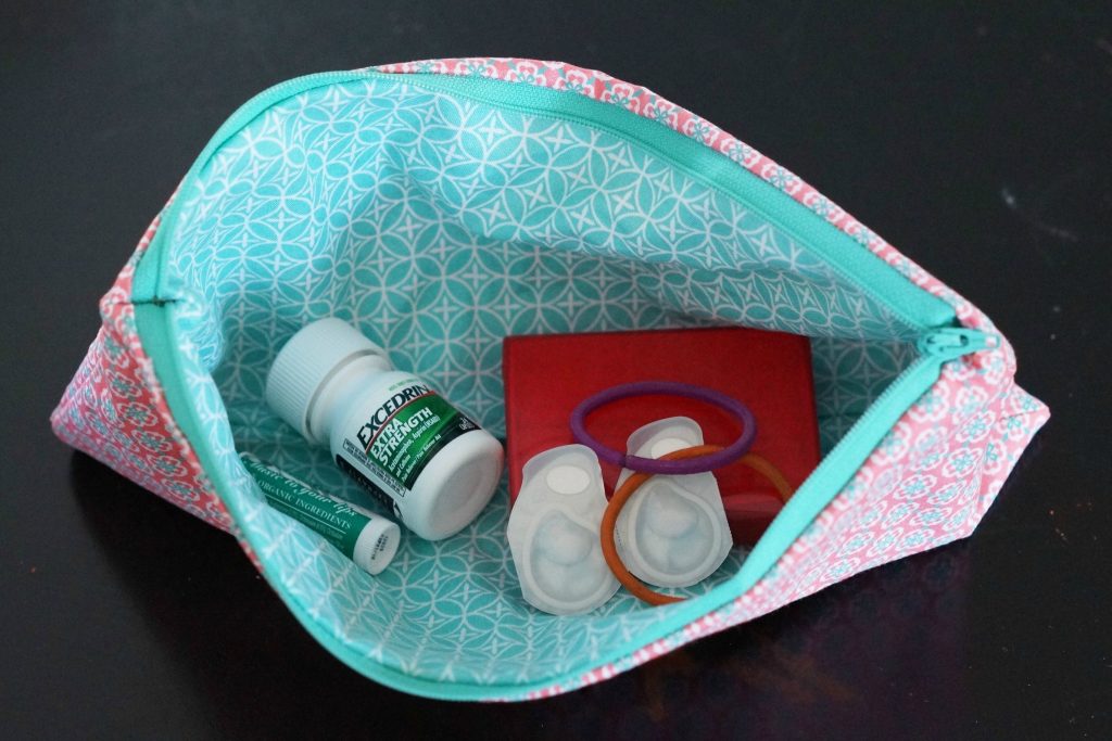 A Zippered Travel Pouch is the perfect place to store your essentials. Follow this easy tutorial to make one today! #MoreMomentsWithExcedrin #ad