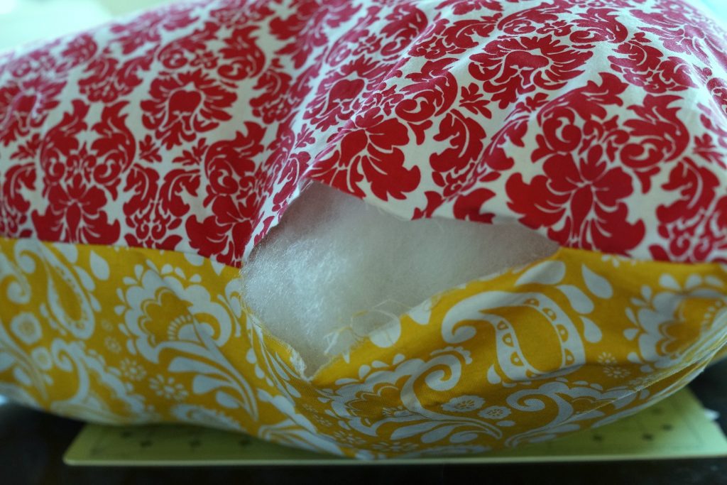 You can make your own giant floor pillow by following this easy floor pillow tutorial then watch a #FamilyMovieWithKleenex in comfort! #ad